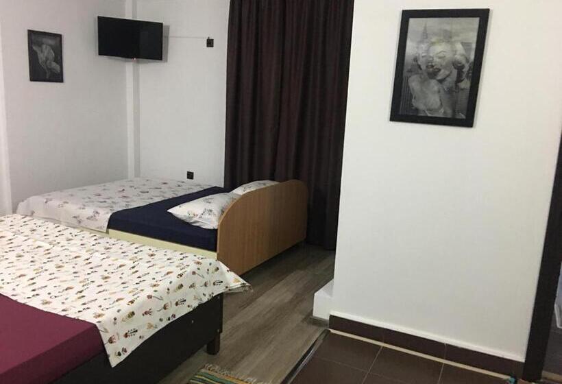 חדר סטנדרט לארבעה, Vila Khalo