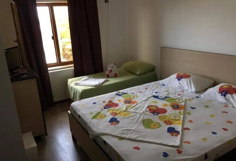 Standard Kolmen Hengen Huone, Vila Khalo
