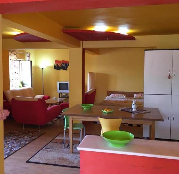 סוויטת 2 חדרי שינה, Vila Khalo