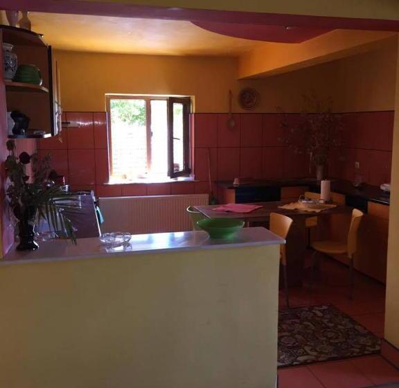 סוויטת 2 חדרי שינה, Vila Khalo