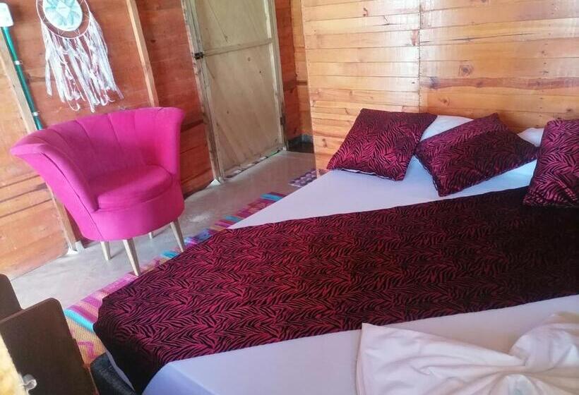 חדר דלוקס עם מרפסת נוף לים, Posada Chikiluky Bar