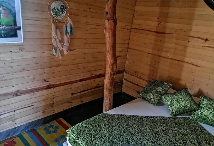 חדר סטנדרט נוף לאגם, Posada Chikiluky Bar