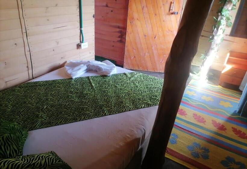 חדר סטנדרט נוף לאגם, Posada Chikiluky Bar