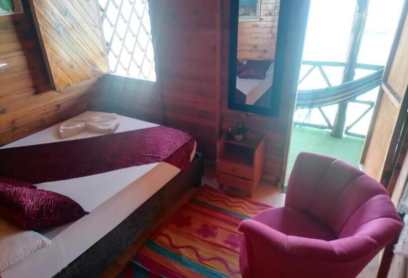 חדר דלוקס עם מרפסת נוף לים, Posada Chikiluky Bar