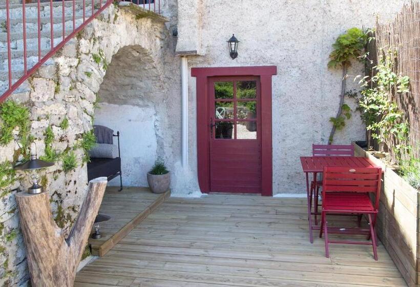 Номер Стандарт с Террасой, Maison Lapopie Chambres Et Gîte