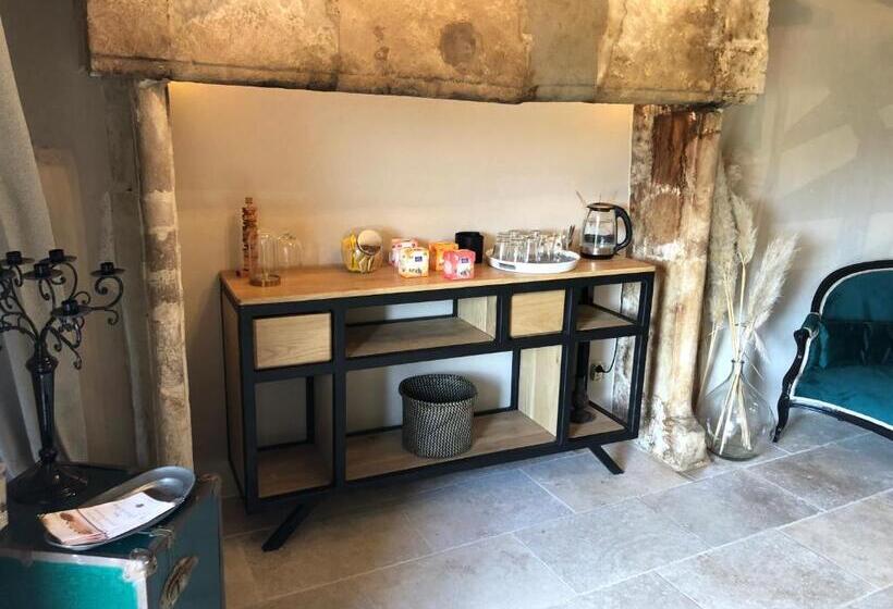 Номер Стандарт, Maison Lapopie Chambres Et Gîte