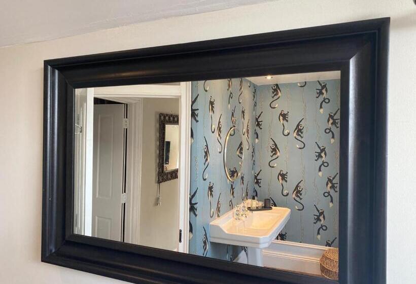 Стандартный Номер Кровать Кинг, No 22