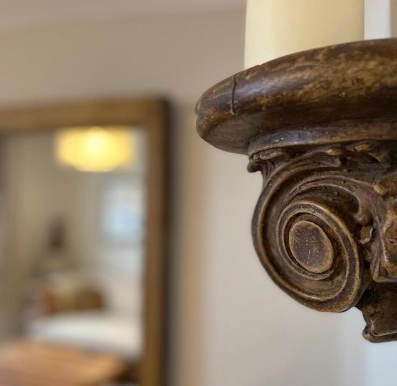 Стандартный Номер Кровать Кинг, No 22