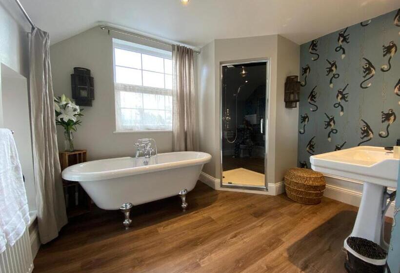 Стандартный Номер Кровать Кинг, No 22