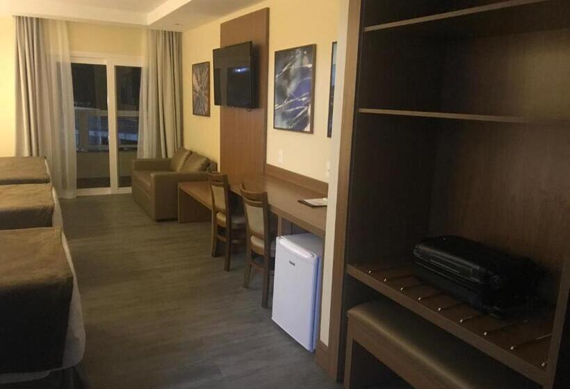 Четырехместный Номер Стандарт с Балконом, Itatiaia Resort & Eventos