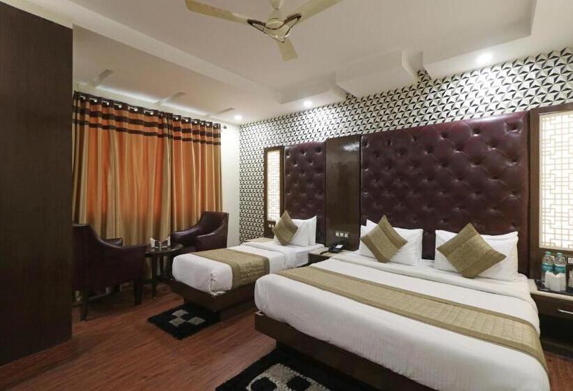 Трехместный Номер Deluxe, Mannat International By Mannat