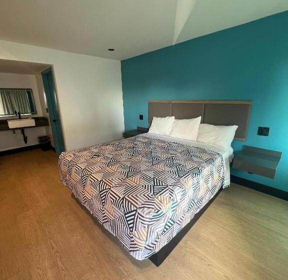 스탠다드 룸 킹사이즈 침대, Palm Inn