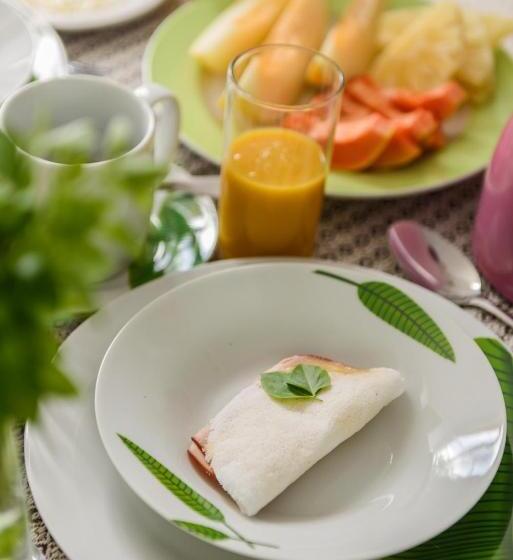 اتاق لوکس با بالکن, Casa Villa Noronha Suites