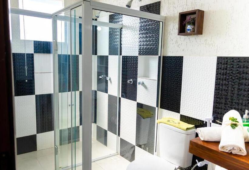 سوییت, Tucanos Búzios