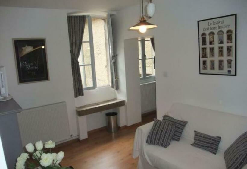 标准间, Le P'tit Relai