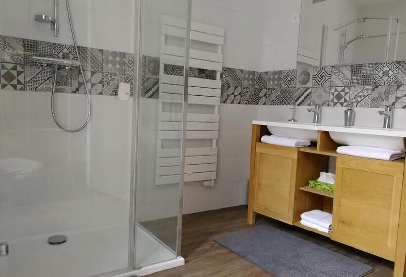 带大床的高级房间, Le P'tit Relai