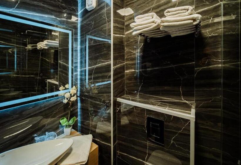 اتاق سوپریور با تخت بزرگ, Barcode Wellness & Spa