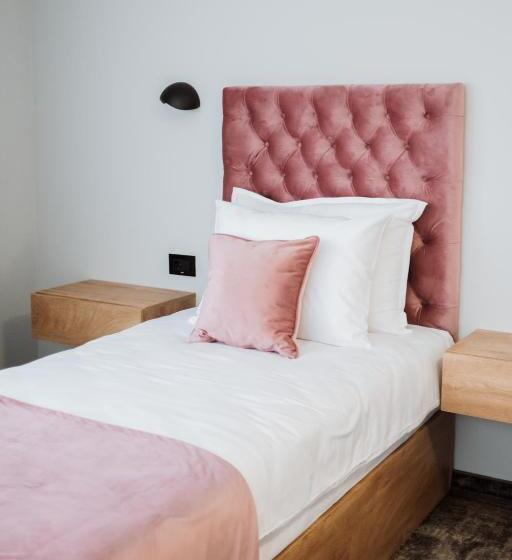 اتاق لوکس سه تخته, Barcode Wellness & Spa