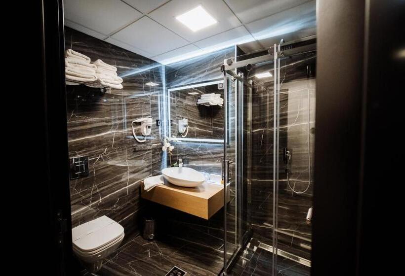 اتاق لوکس سه تخته, Barcode Wellness & Spa