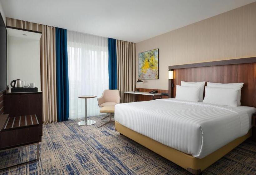 Habitació Estàndard Llit King, Courtyard By Marriott Tashkent