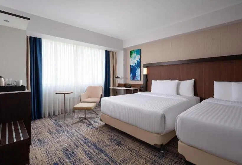 اتاق استاندارد با تخت بزرگ, Courtyard By Marriott Tashkent