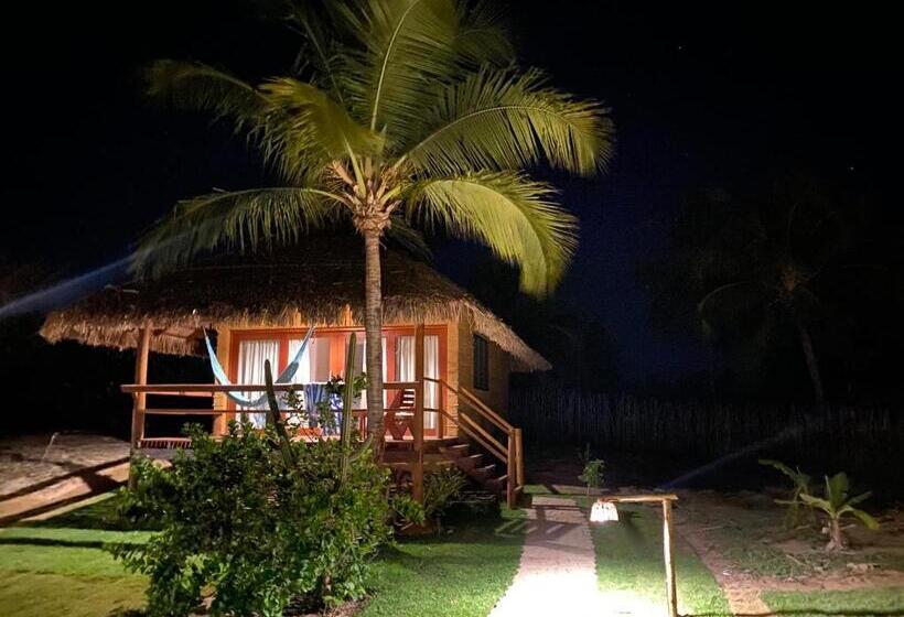 标准三人间, Kauli Seadi Beach