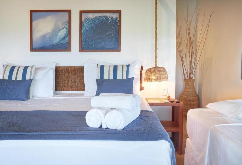 标准三人间, Kauli Seadi Beach