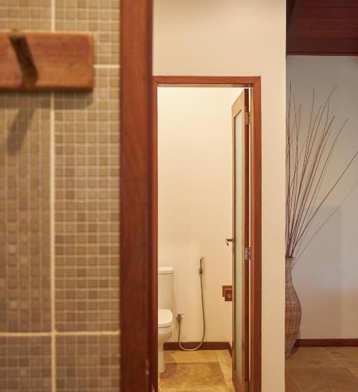 标准平房, Kauli Seadi Beach