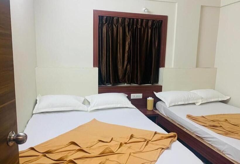 اتاق لوکس چهار تخته, Sahara Inn
