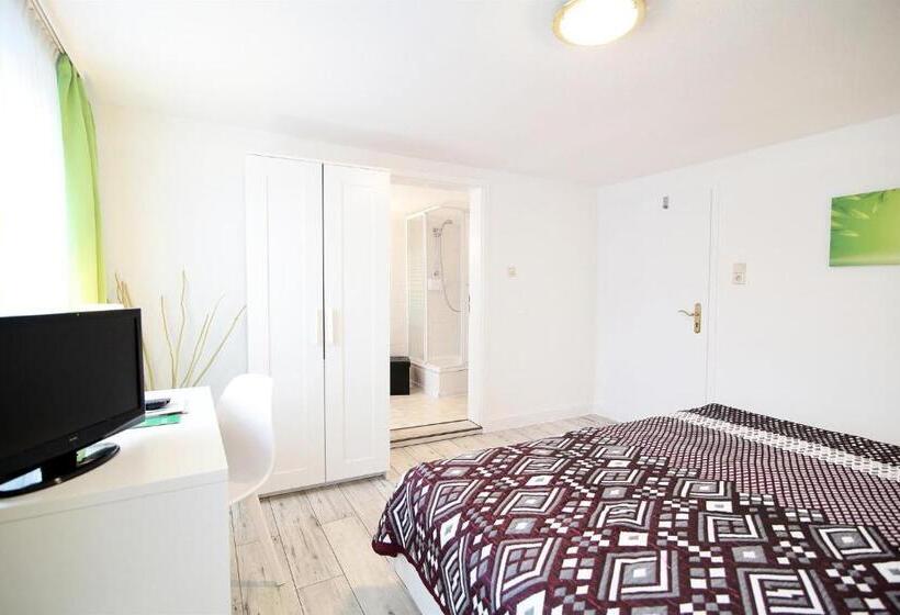 스탠다드 룸, Goldener Löwe