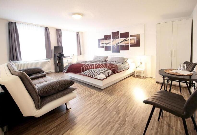 标准间, Goldener Löwe