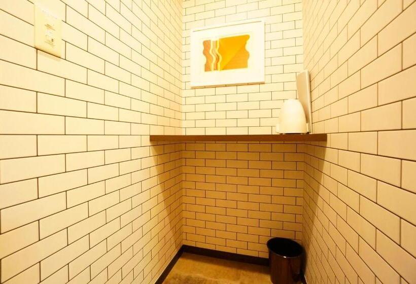 Семейный Номер, Momiji Takayama