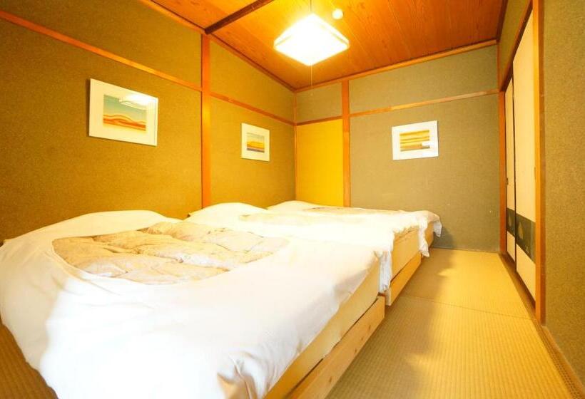 Семейный Номер, Momiji Takayama