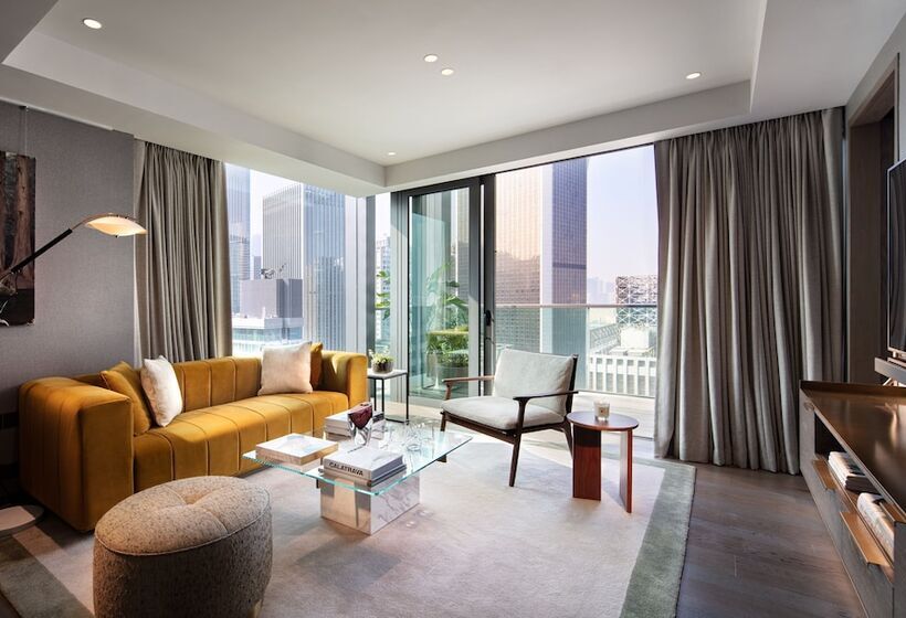 سوئیت پریمیوم, The Hari Hong Kong