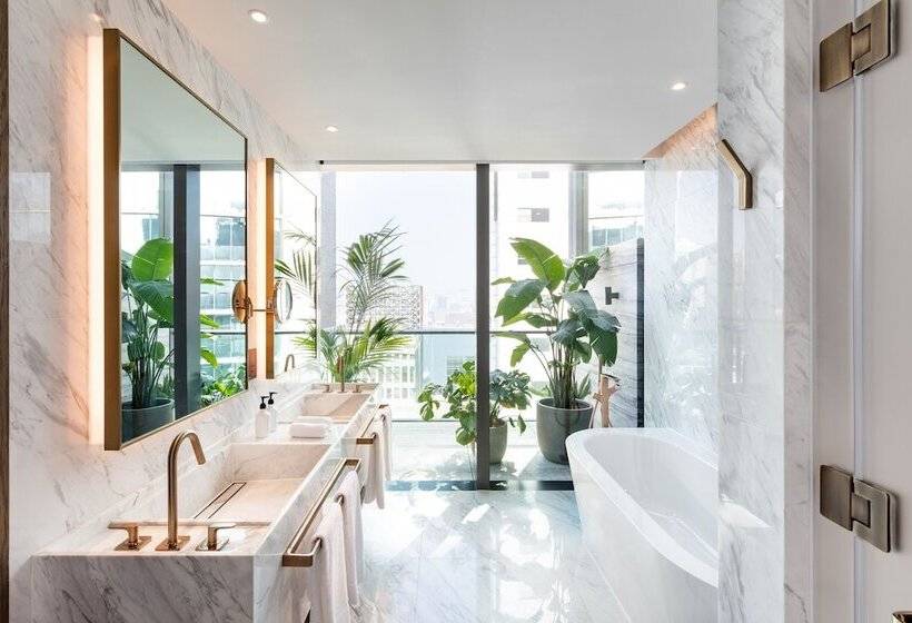 سوئیت پریمیوم, The Hari Hong Kong