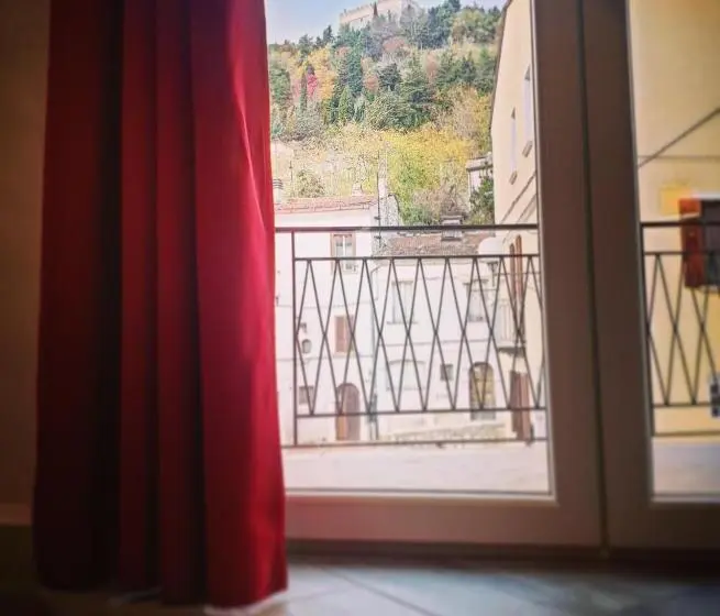 سوییت لوکس, Central Campobasso