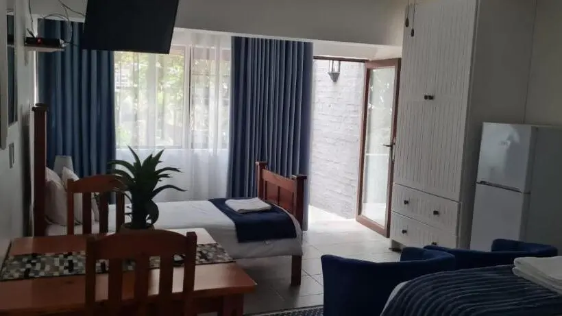 ガーデンビューデラックスルーム, Forget Me Not Selfcatering Apartments