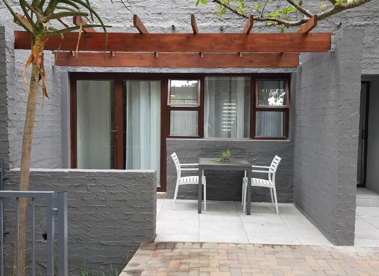 חדר דלוקס נוף לגינה, Forget Me Not Selfcatering Apartments