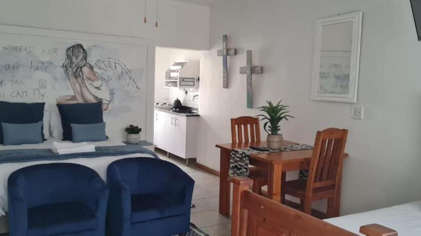 חדר דלוקס נוף לגינה, Forget Me Not Selfcatering Apartments