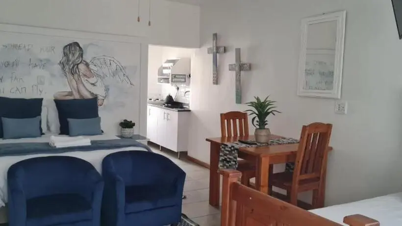 ガーデンビューデラックスルーム, Forget Me Not Selfcatering Apartments