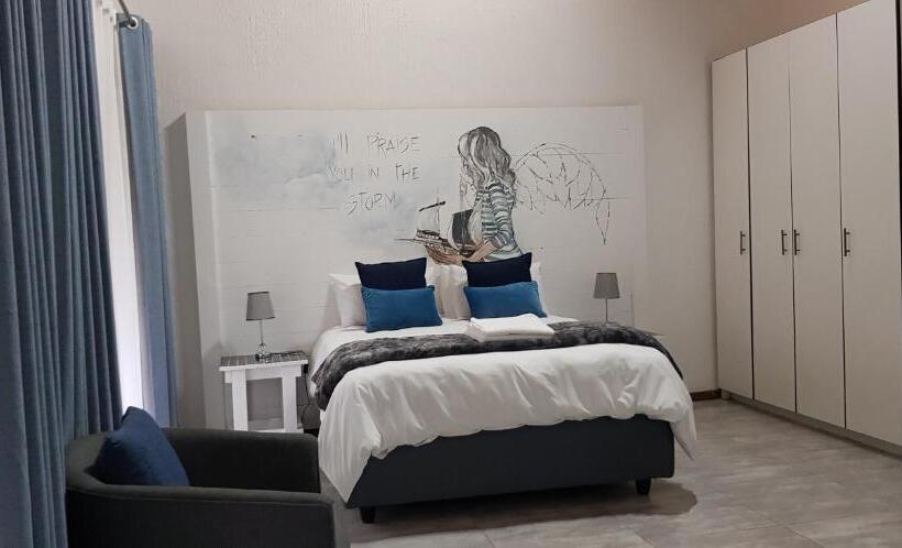 חדר משפחתי דלוקס, Forget Me Not Selfcatering Apartments