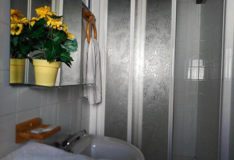 غرفة قياسية, Room El Pilarillo