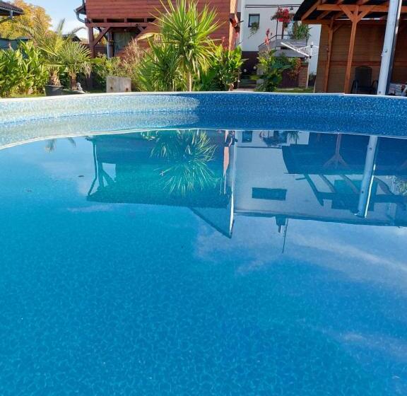 חדר סטנדרט חדר אמבטיה משותף, Penzion U Ježů Ubytování