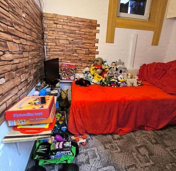 غرفة قياسية رباعية, Penzion U Ježů   Ubytování