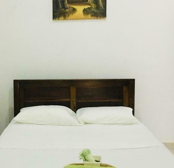 חדר אקונומי, Desire Village Rakwana