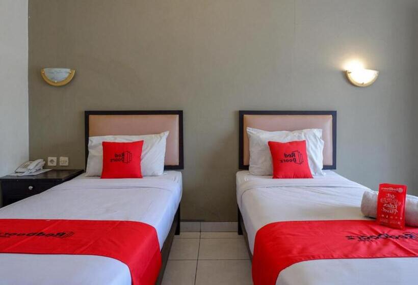 디럭스 룸, Reddoorz At Jalan Sriwijaya Semarang