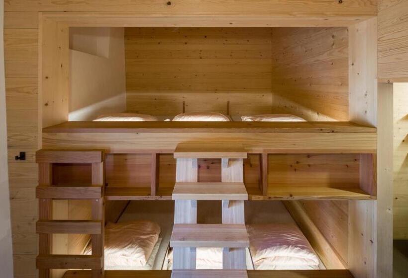 ファミリールーム, Jugendherberge Trin