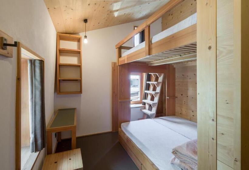 スタンダード4人部屋, Jugendherberge Trin