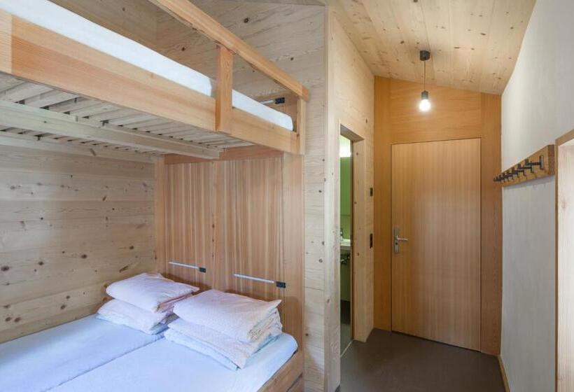 スタンダード4人部屋, Jugendherberge Trin