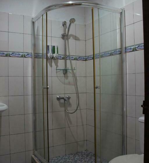 스탠다드 룸 호수 전망, Romlan